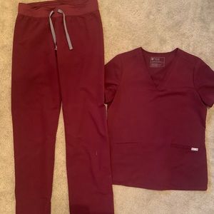 Burgundy Figs Scrub Set